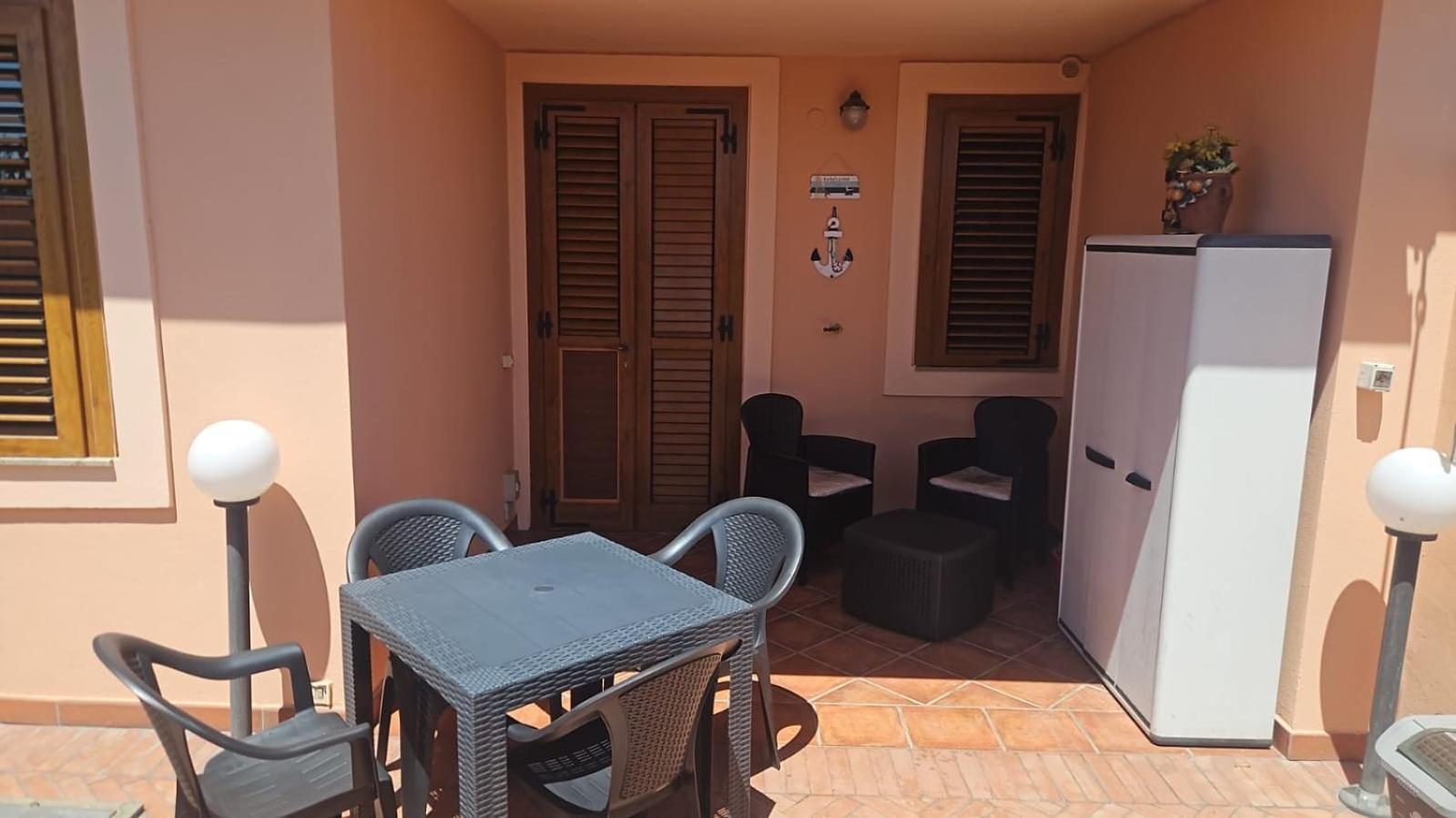 Paradiso Vista Mare Retreat Messine Extérieur photo